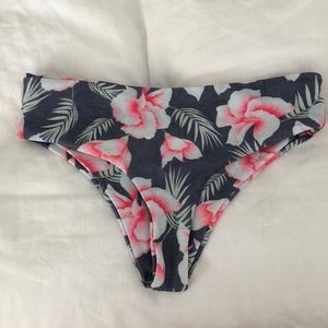 Stone Fox Swim Swim - Stone Fox Swim Milo bottom sz L NWT Stone Fox Swim Swim - Stone Fox Swim Milo bottom sz L NWT